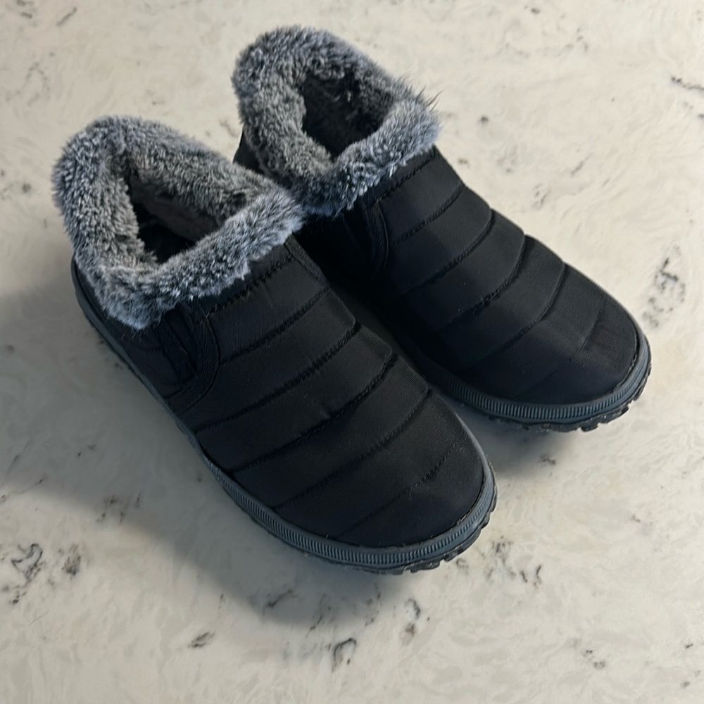 Minnetonka Timpson all weather boot